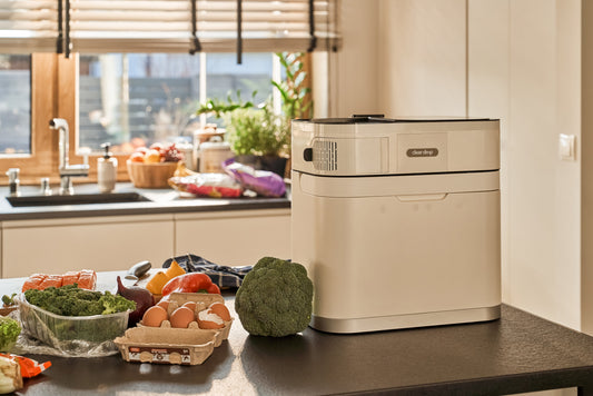 What is an Organics Collector? (And Why It’s Not a Composter)